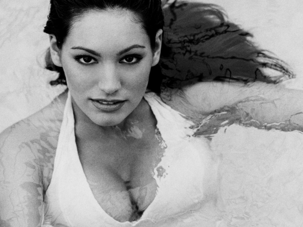 Kelly Brook Boxing
