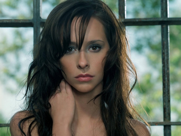 Jennifer Love Hewitt