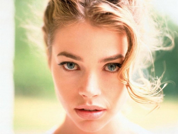 Denise Richards