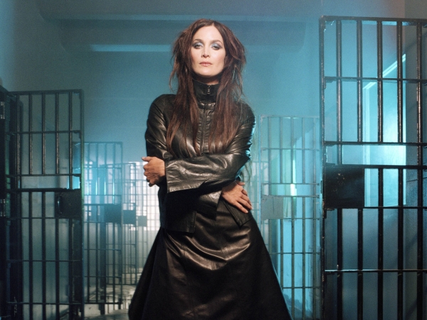 CarrieAnne Moss