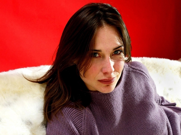 Claire Forlani