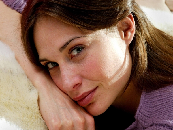 Claire Forlani