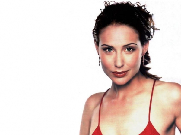 Claire Forlani