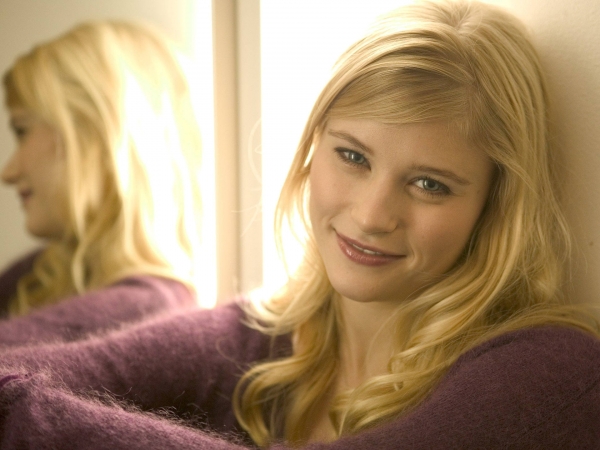 Emilie de Ravin