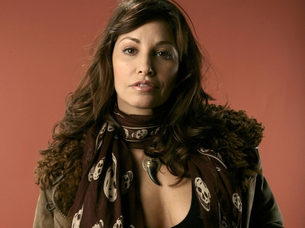 Gina Gershon