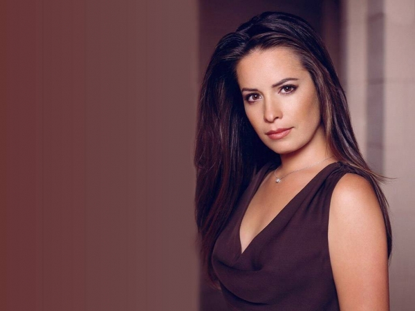 Holly Marie Combs