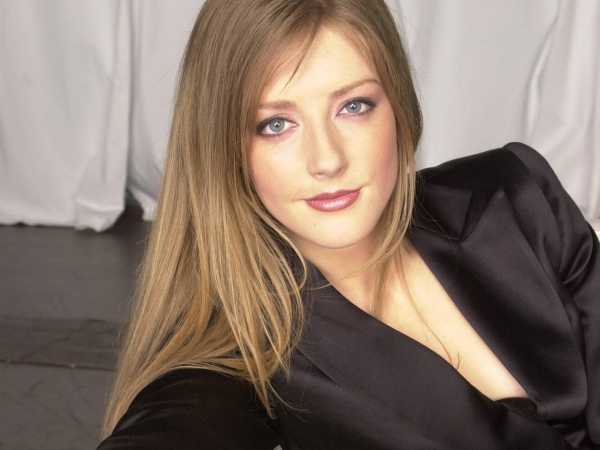 Jennifer Finnigan