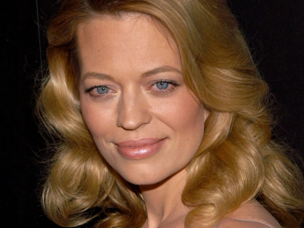 Jeri Ryan