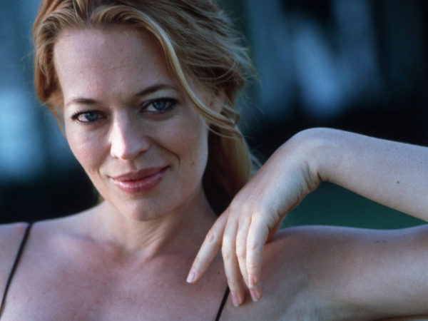 Jeri Ryan