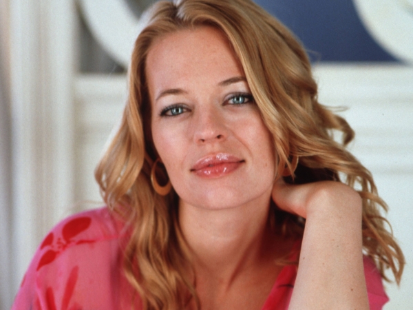 Jeri Ryan