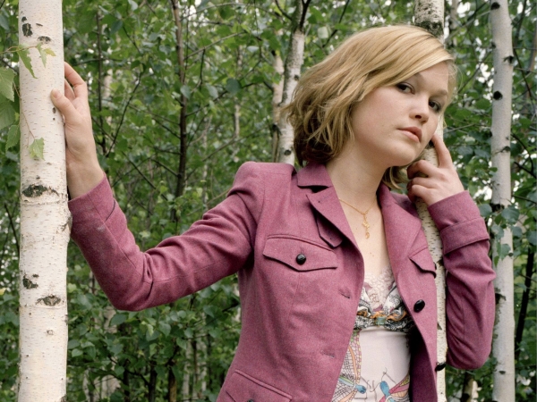 Julia Stiles