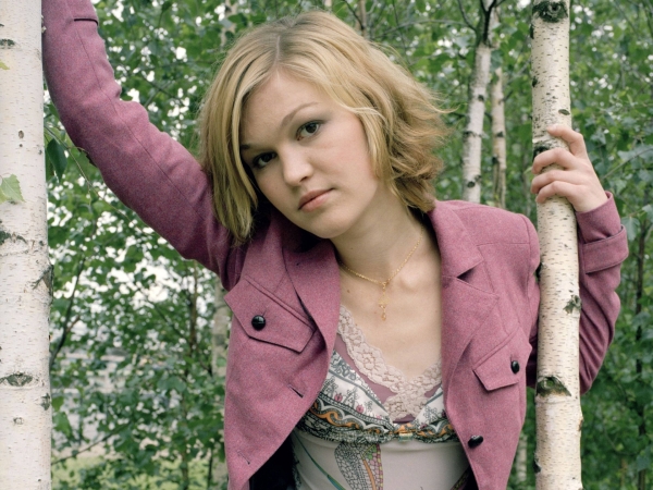 Julia Stiles