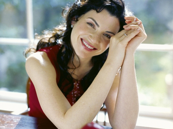 Julianna Margulies