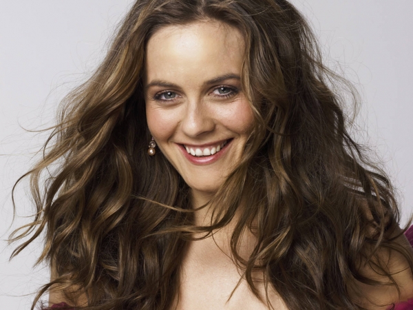 Alicia Silverstone