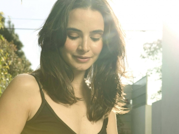 Mia Maestro