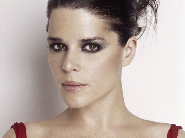 Neve Campbell