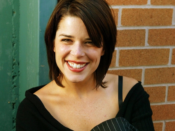 Neve Campbell