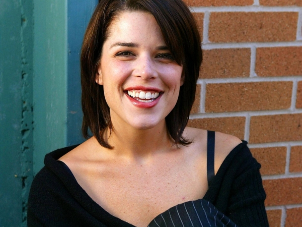 Neve Campbell