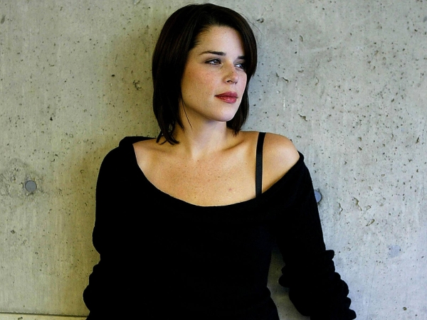 Neve Campbell