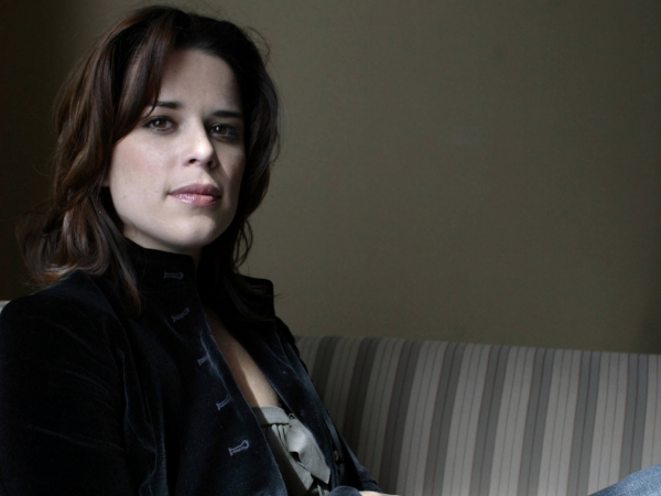 Neve Campbell