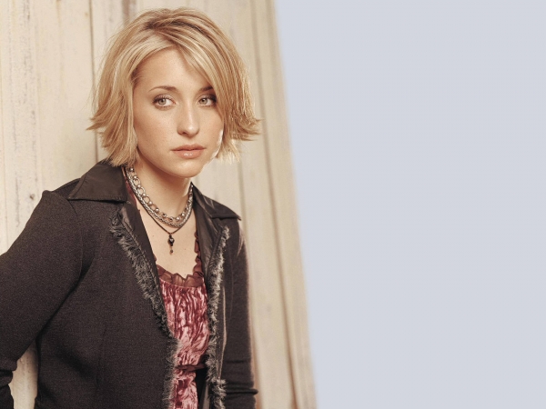 Allison Mack