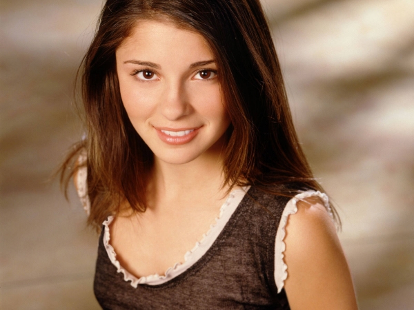 Shiri Appleby