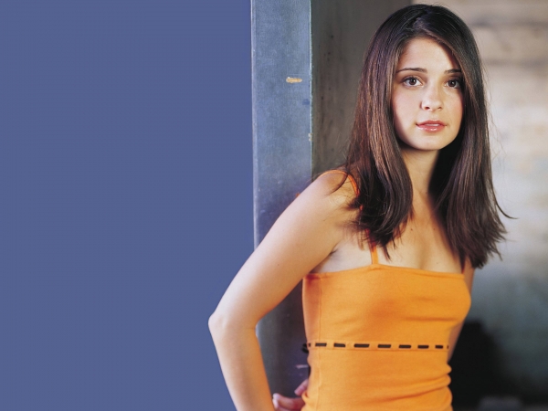 Shiri Appleby