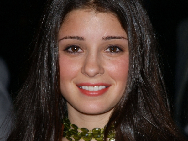 Shiri Appleby