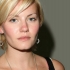 Elisha Cuthbert Fotoğrafı