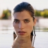 Lake Bell Fotoğrafı